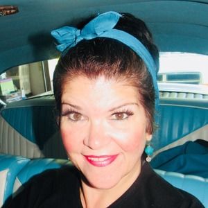 Meet your Posher, Judia